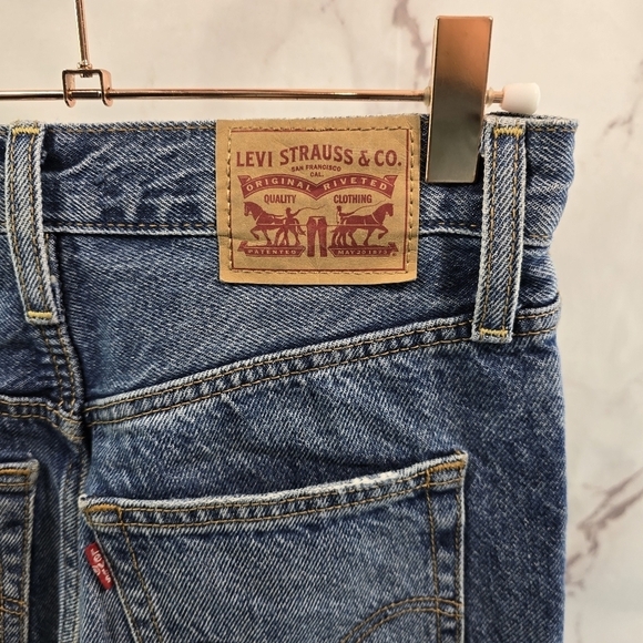 Levis Premium Jeans Women 26 Ribcage Straight Ankle Ripped Hole Button High Rise - Picture 12 of 13